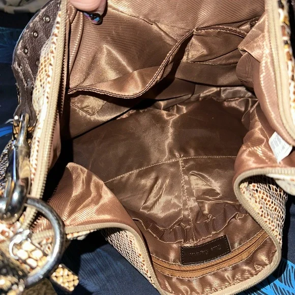 Blue Elegance Shoulder Bag – Timeless Style in Excellent Condition - Picture 6 of 14